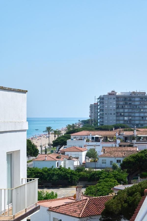 Lovely 2 Bedroom Apartment With Terrace 블랑스 외부 사진